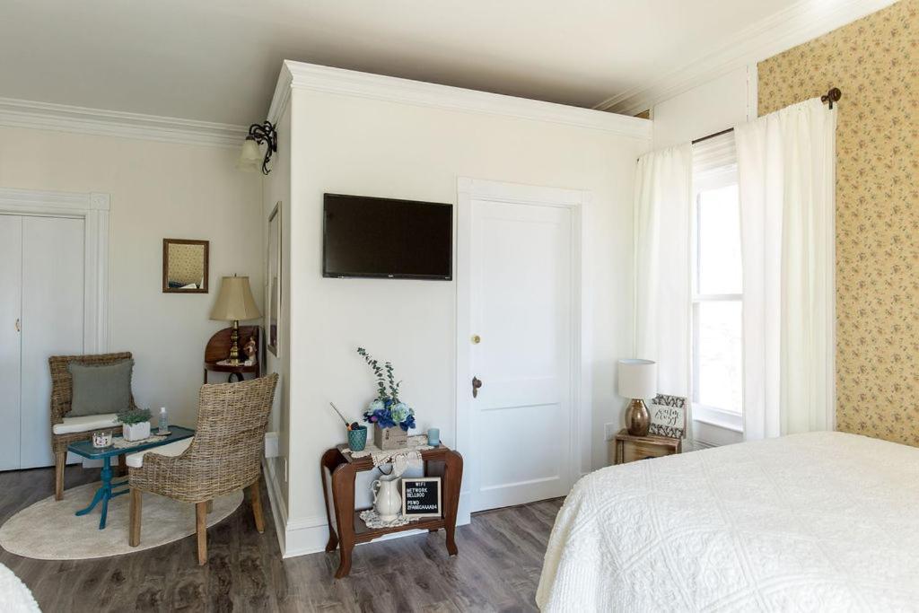 Heritage Quay Bed & Breakfast พิคทู ภายนอก รูปภาพ
