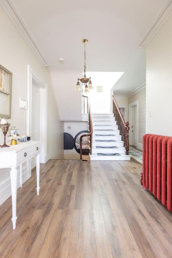 Heritage Quay Bed & Breakfast พิคทู ภายนอก รูปภาพ