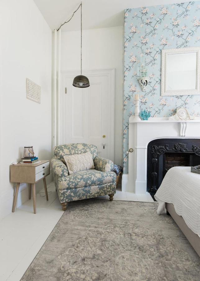Heritage Quay Bed & Breakfast พิคทู ภายนอก รูปภาพ